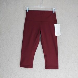 Lululemon Wunder Under HR 1/2 Tight Womens 8 Burgundy High Rise Capri Yoga